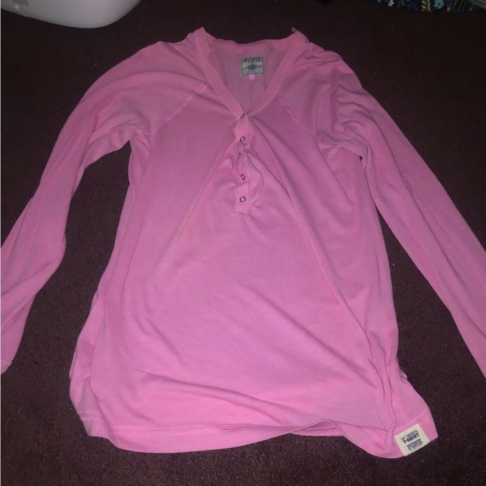pink long sleeve shirt